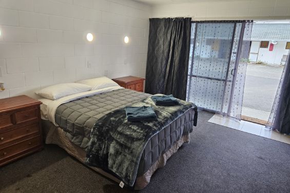 Studio Rooms with Kitchens beds