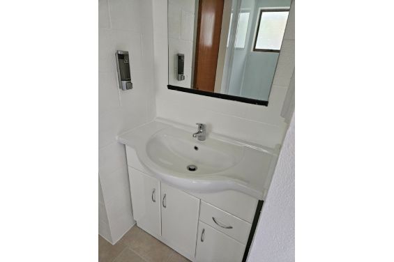 Studio Rooms with Kitchens shower